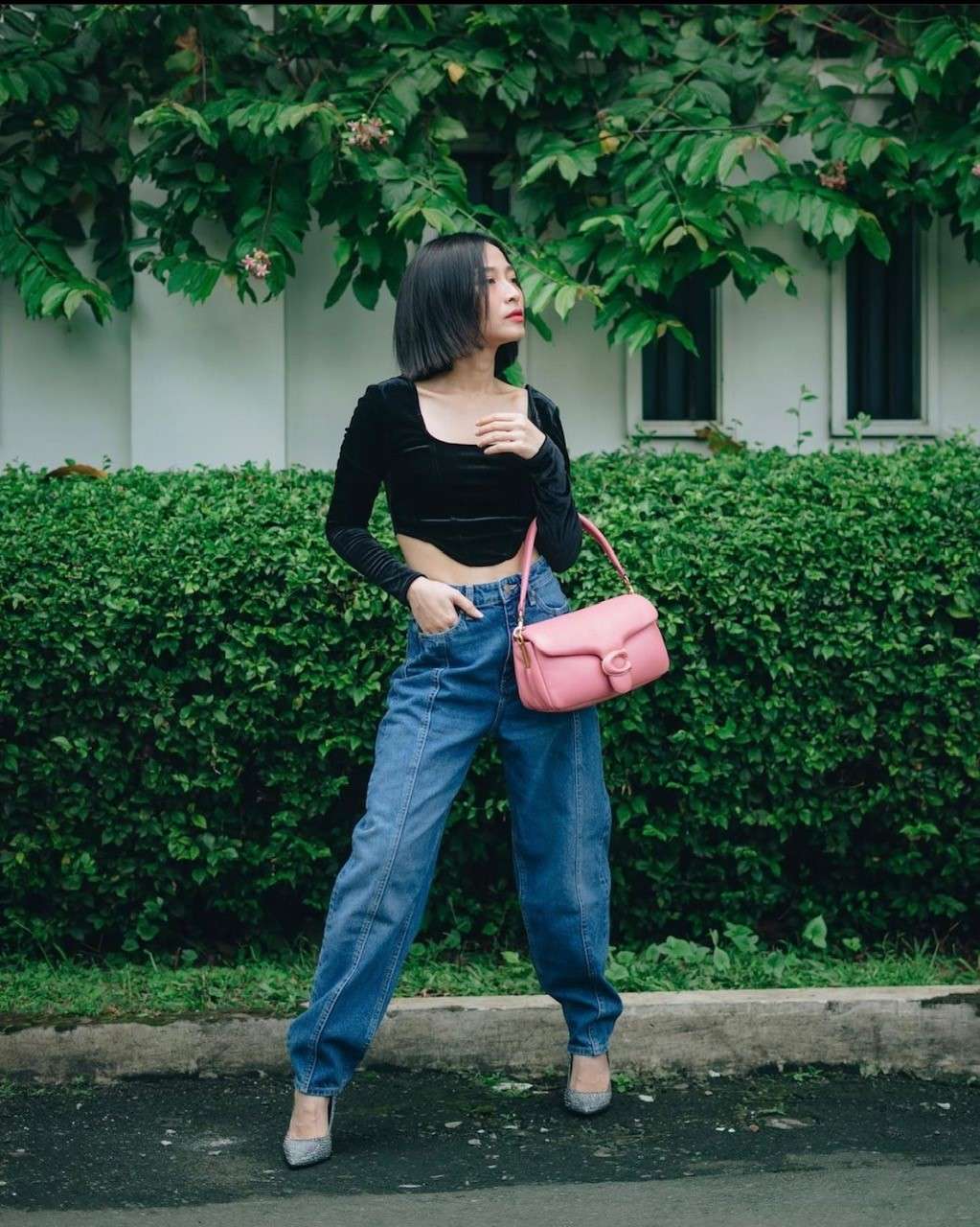 Gaya Rinni Wulandari Gaya Rinni Wulandari