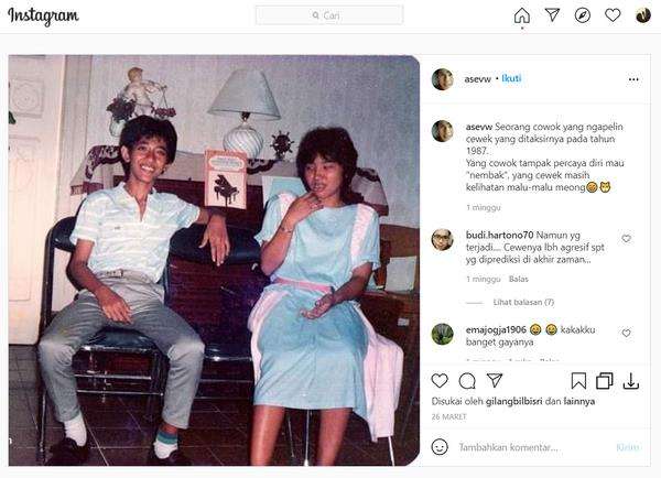 Malah ramai membahas ekspresi dan tatapan mata si gadis.