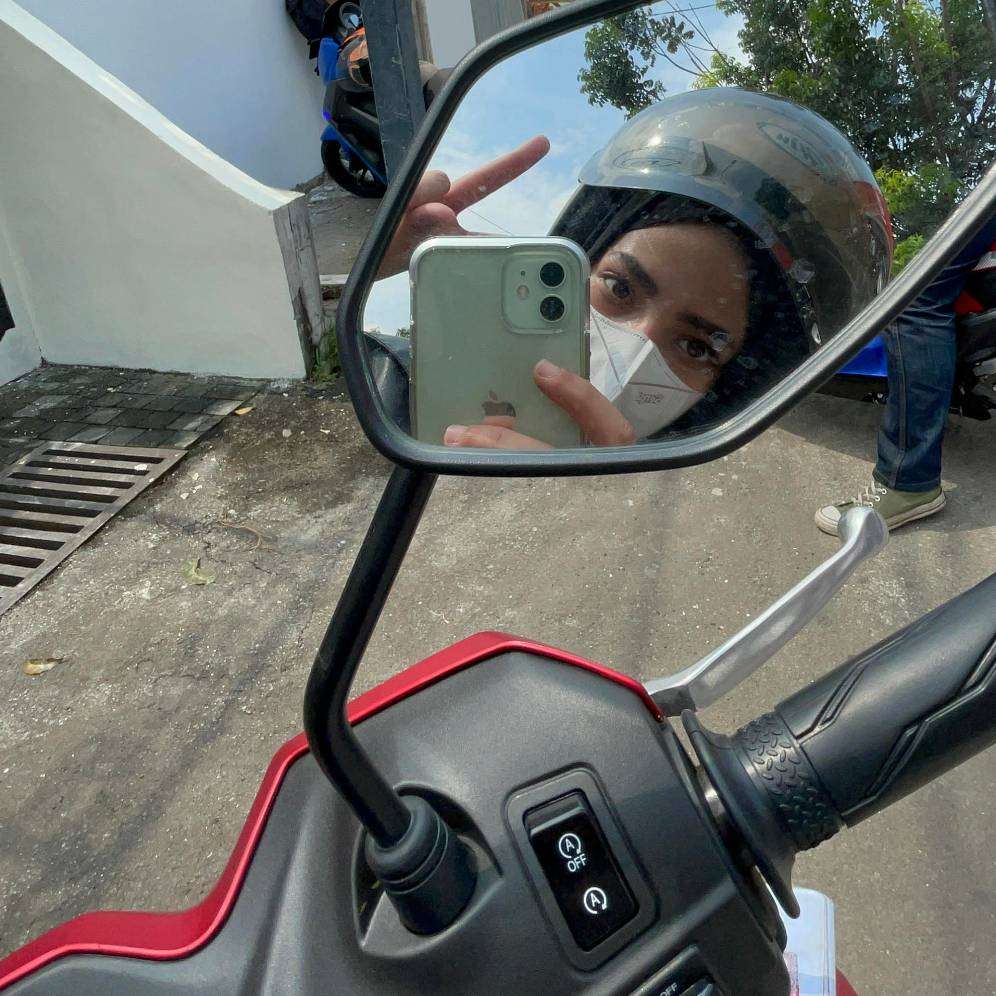 Shania Yamaha