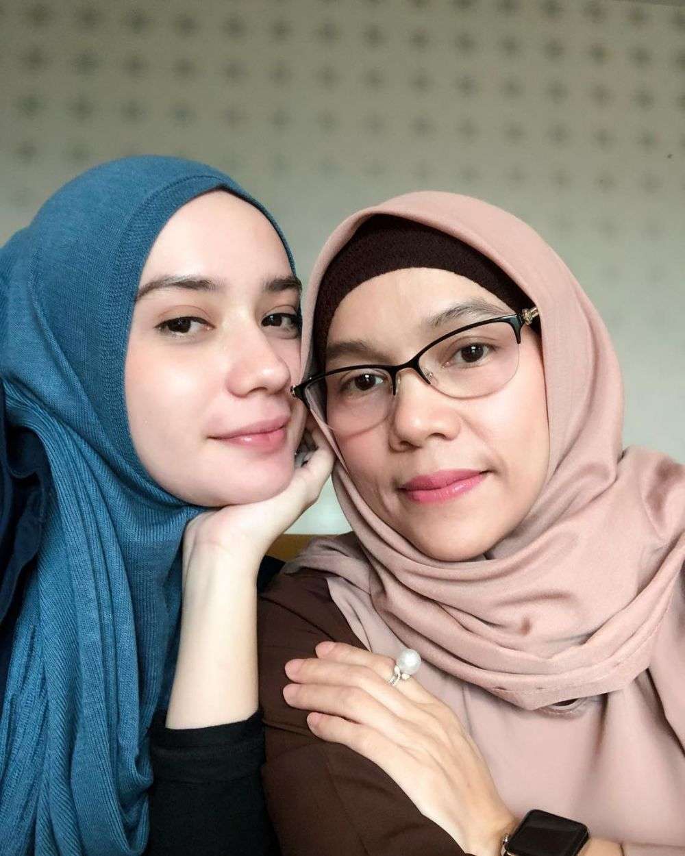 Milasari Akman, Ibu Putri Anne