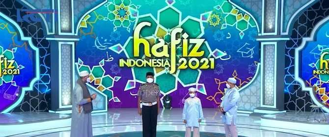 Dewan Juri Memberi Komentar