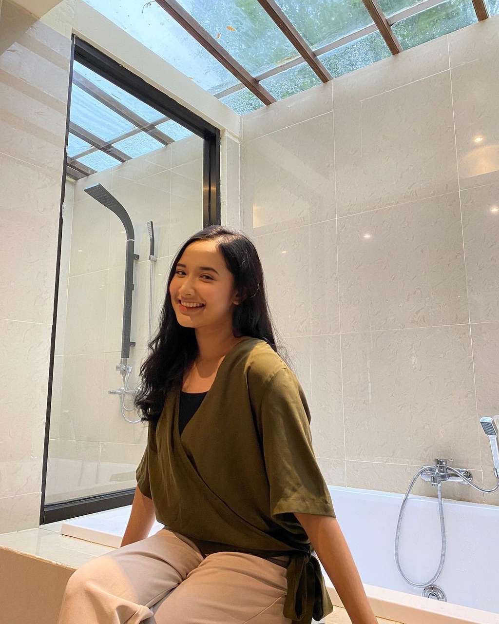 Annisa Aulia Yasmin Annisa Aulia Yasmin