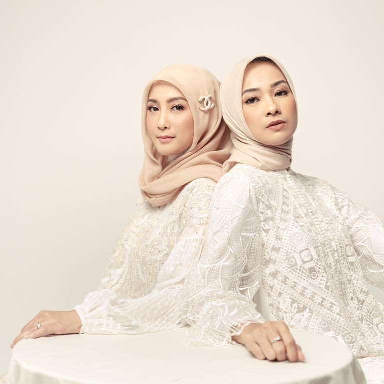 Persahabatan Seleb