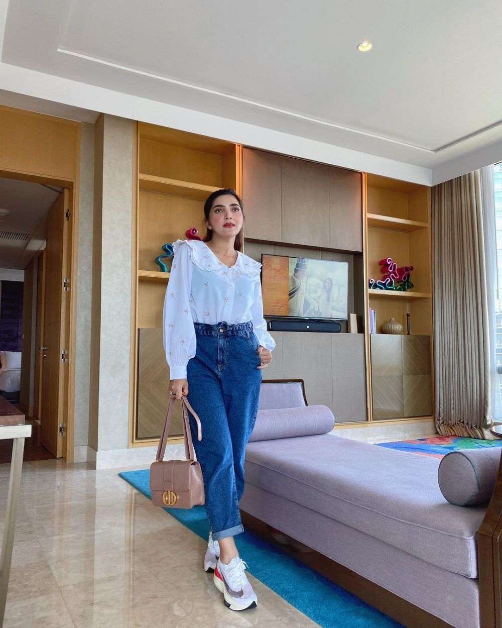 Ashanty Tampil Casual dan Santai