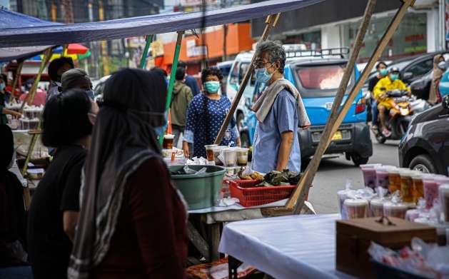 Pasar takjil Benhil