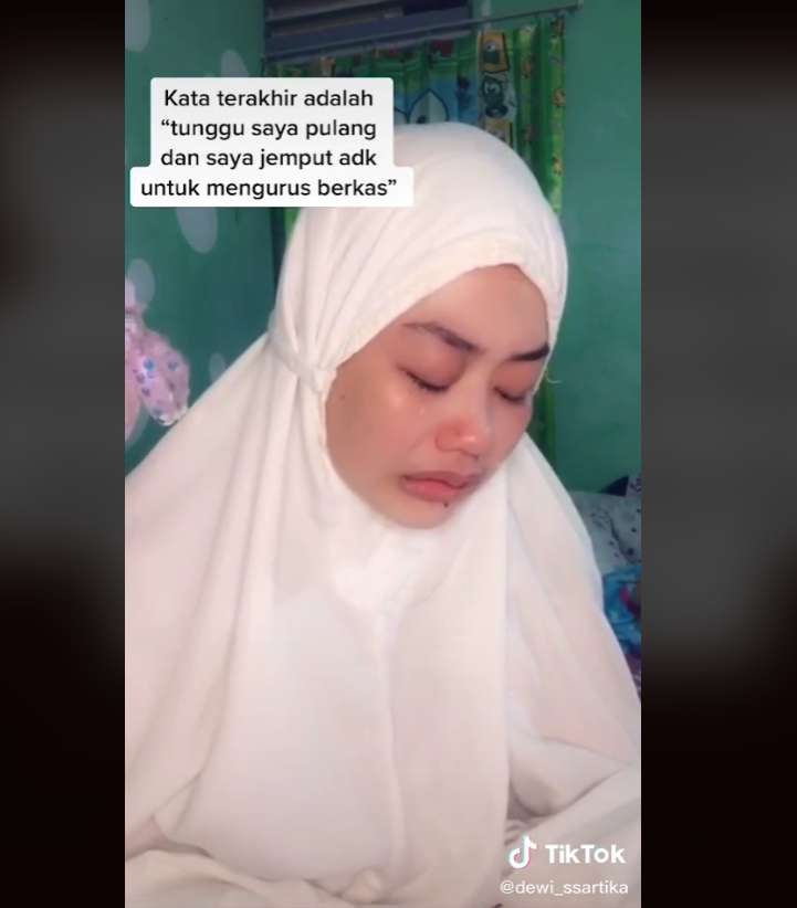 Wanita ditinggal