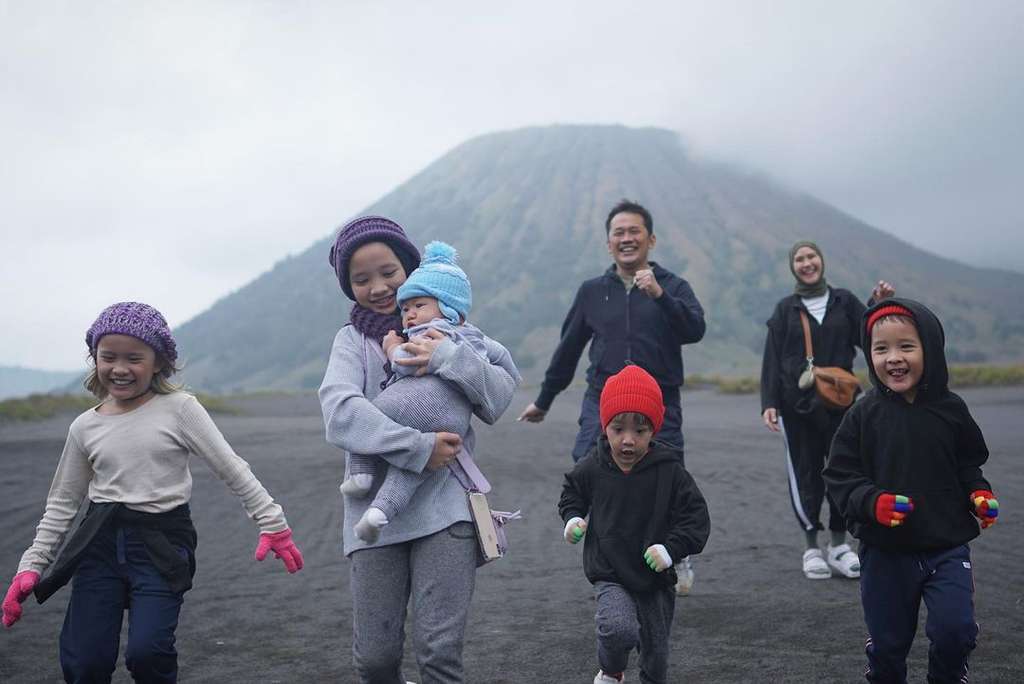 Keluarga Zaskia Adya Mecca Keluarga Zaskia Adya Mecca