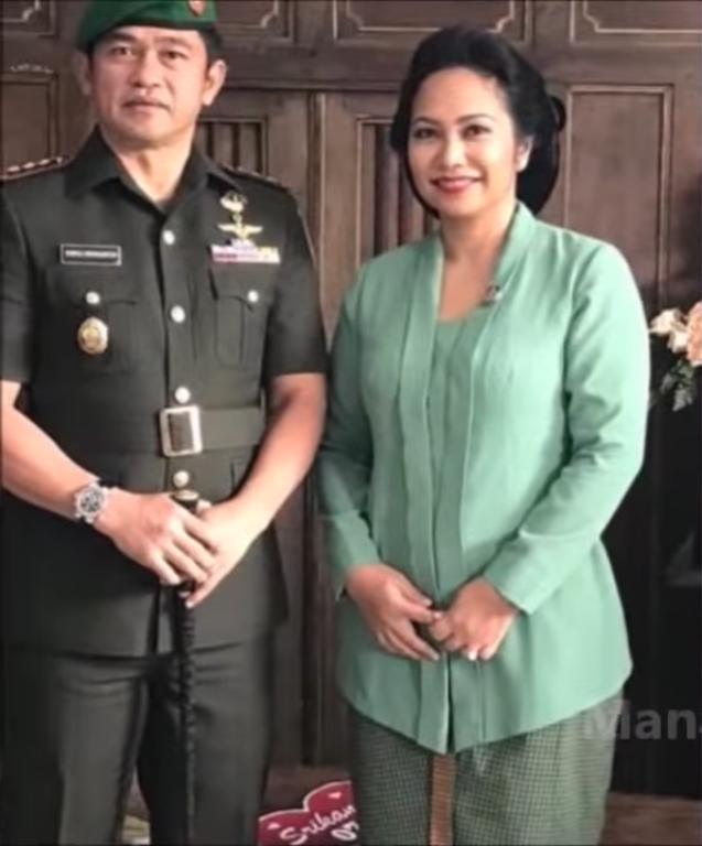 Paulina Pandjaitan dan Sang Suami