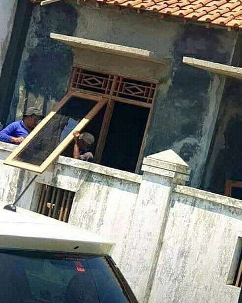 Entah apa yang dipikirkan ketika merenovasi rumah.