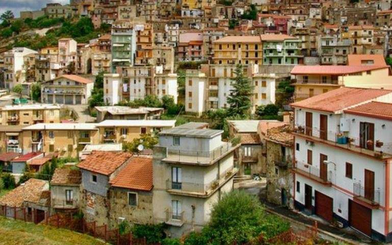 Rumah tua Italia