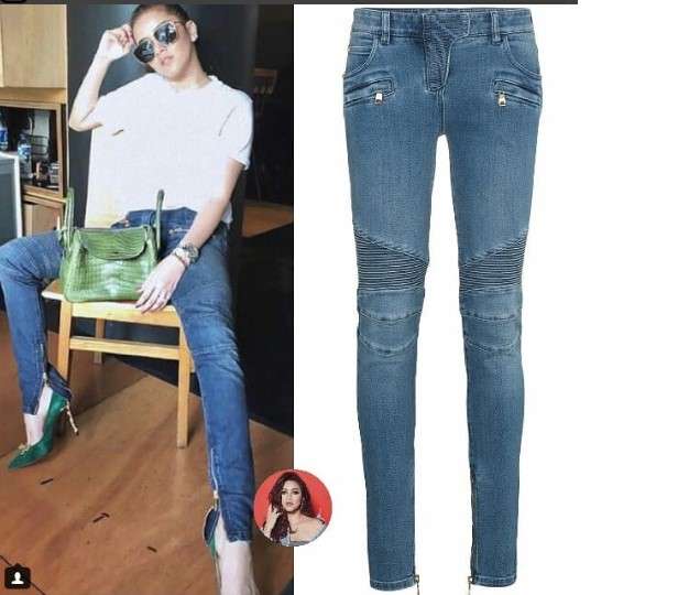 Olla Ramlan dengan Celana Jeans Sobek-sobek Seharga Rp 14,4 Juta
