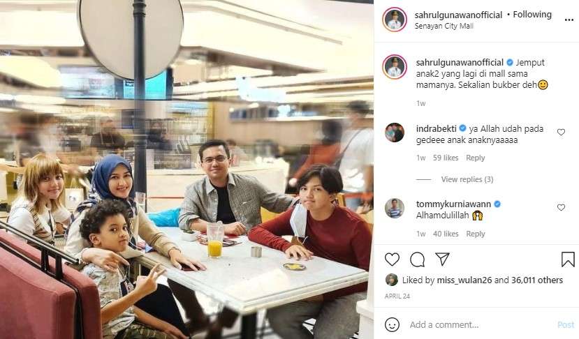 Sahrul Gunawan bersama anak dan mantan istrinya