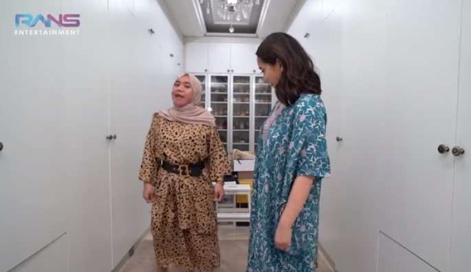 Nagita Slavina dan Lala Nagita Slavina dan Lala