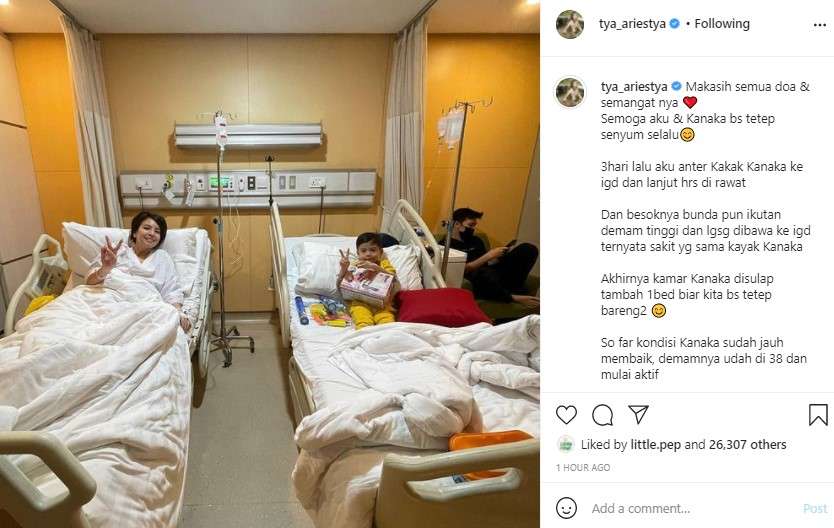 Tya Ariestya dan putranya sakit DBD