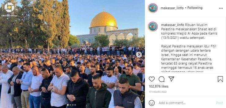 Masyarakat Muslim Palestina sholat Ied di Masjid Al Aqsa (2)