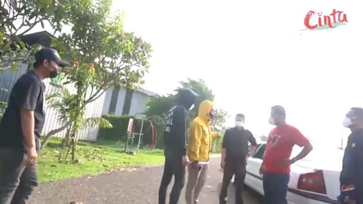 Uya Kuya temui dua penghadang mobilnya