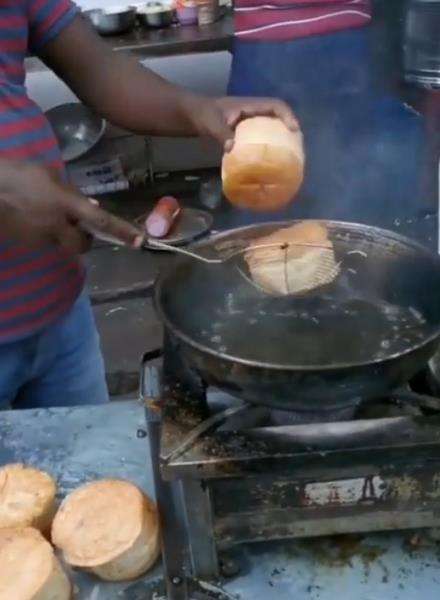 Burger khas India.