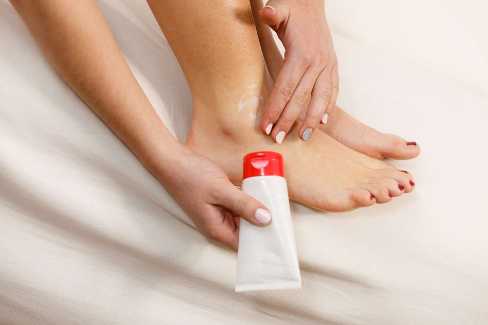 Oleskan Lotion atau Cream Pelembap