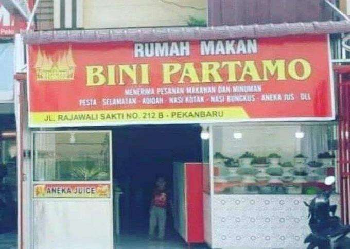 Ini milik istri pertama, untuk istri kedua?