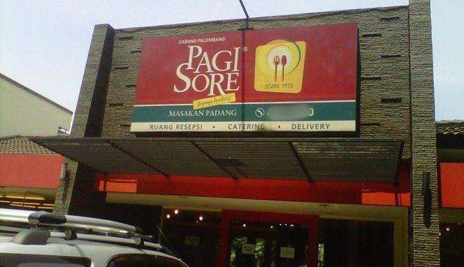 Lah ini malah cuma buka sore dan pagi.