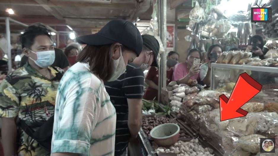 Ayu Jago Menawar