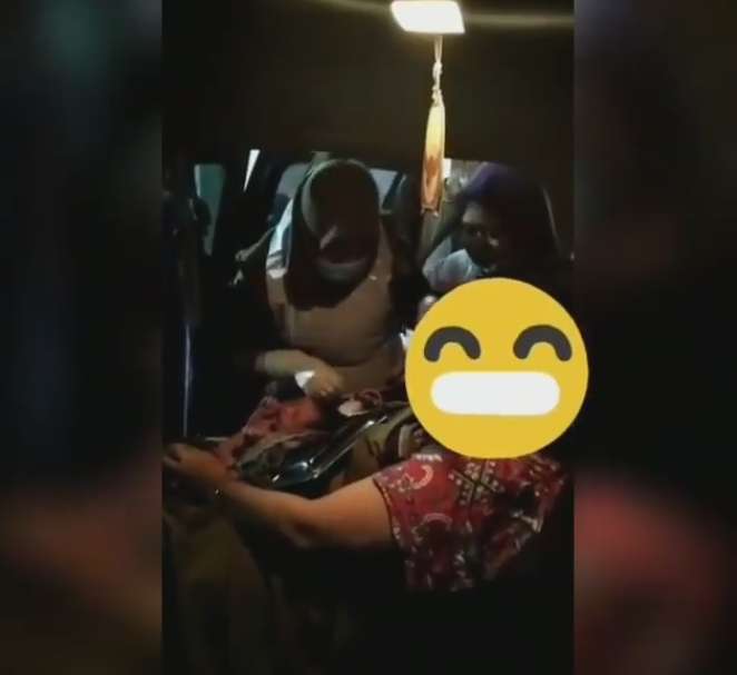 Lily dan bayinya