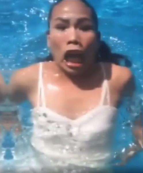 Ekspresinya bikin ngakak.