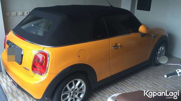 Mini Cooper Ayu Ting Ting