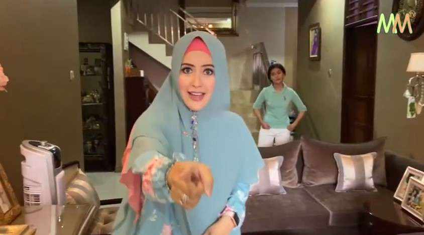 Ruang Tamu Meggy Wulandari