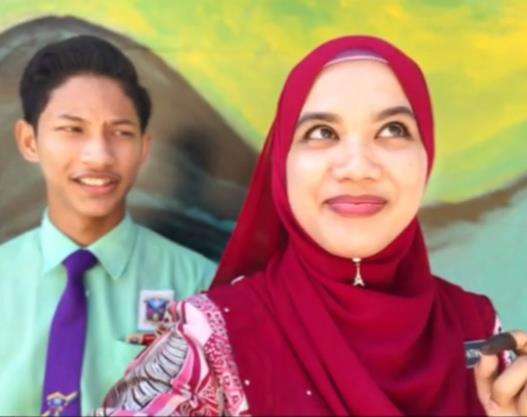Lofa saat masih jadi murid guru kesenian yang sekarang jadi istrinya.