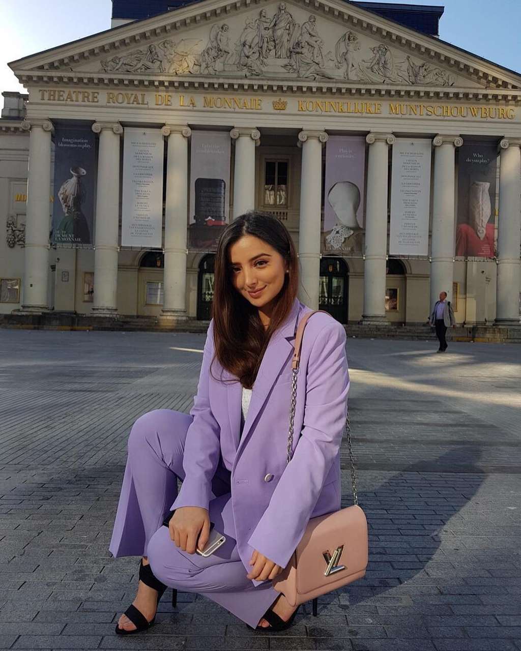 Sepupu Zaskia Sungkar, Sarah Samantha