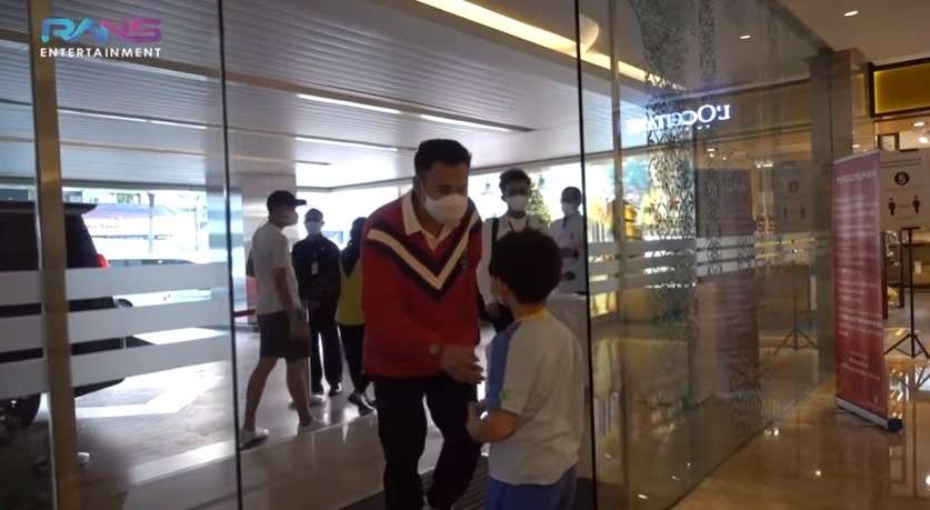 Rafathar Malik Ahmad kesal ke Raffi Ahmad Rafathar Malik Ahmad kesal ke Raffi Ahmad