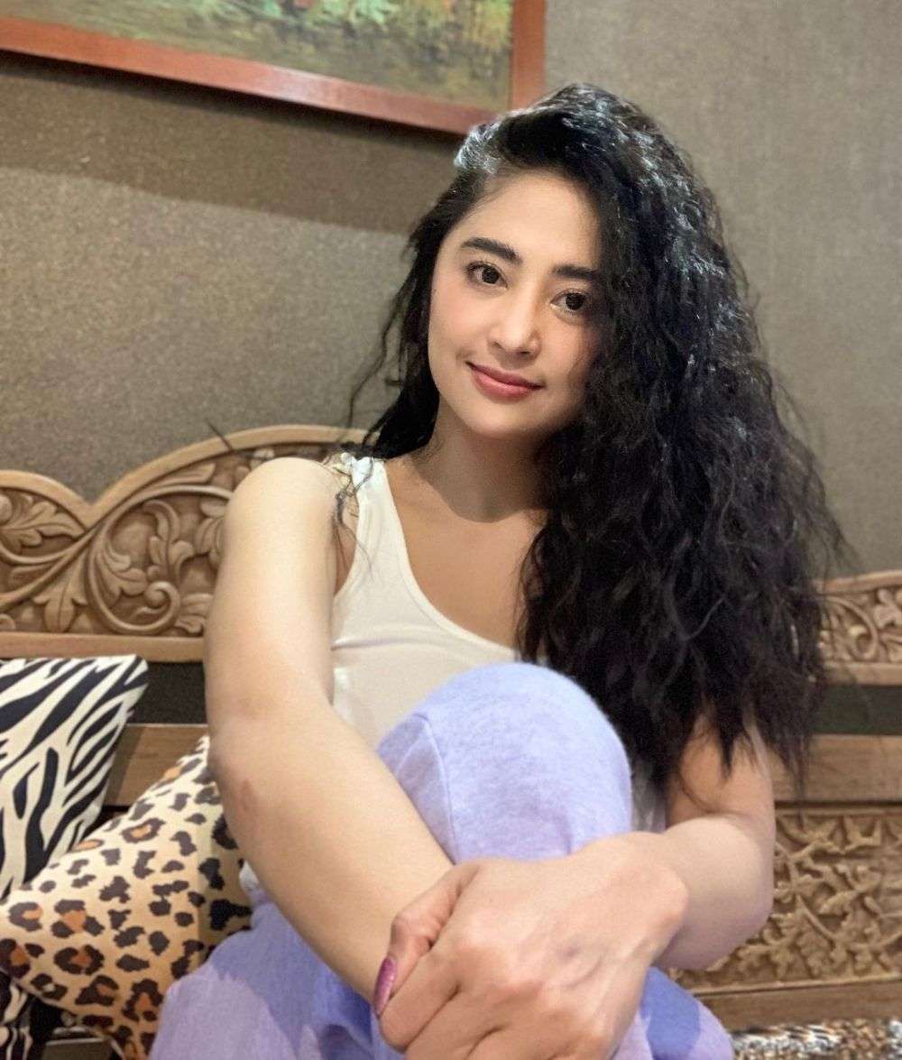 Dewi Perssik