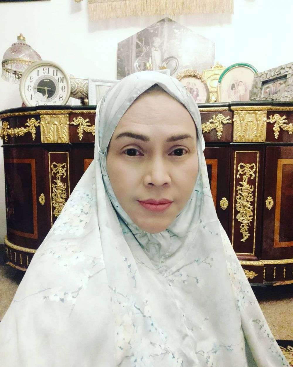 Hetty Koes Endang