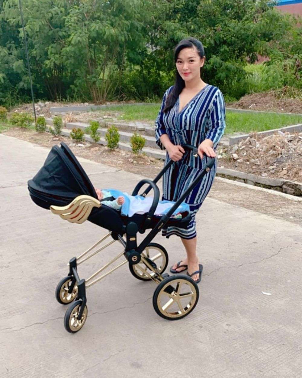Zaskia Gotik