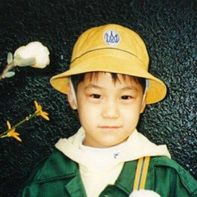 Kim Bum Kecil Sudah Pandai Bergaya