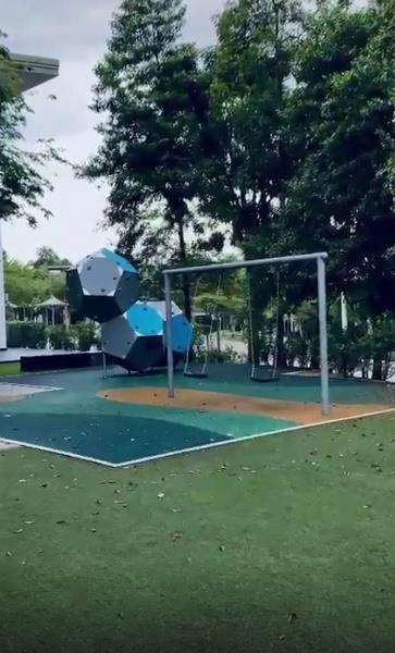 Aiman tidak akan pernah lagi ke taman angker itu.
