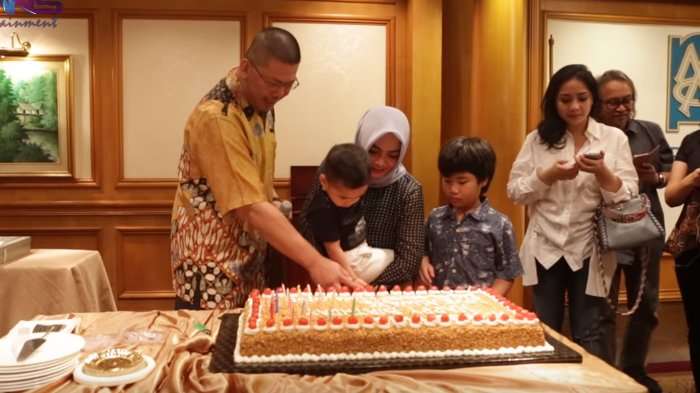 Rieta Amalia, Ibunda Nagita Slavina