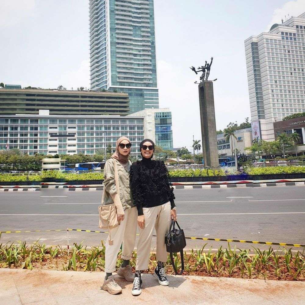 Prilia Juga Adalah Manajer Kakak Zaskia