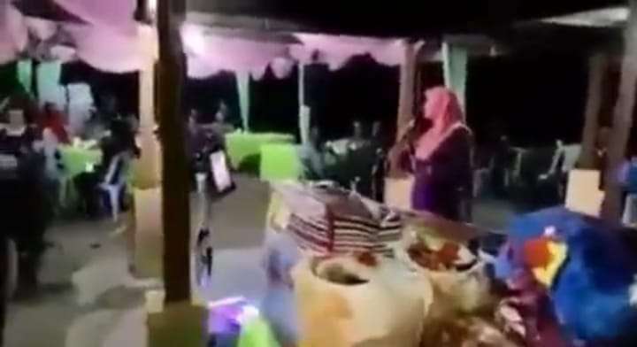 Tetap PD Bernyanyi Meski Lagu dan Musik Tidak Pas