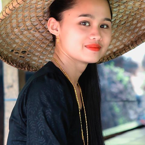 Wanita Suku Baduy