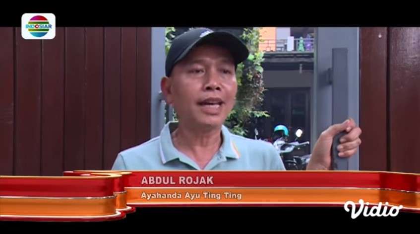 Abdul Rozak komentari Ayu Ting Ting