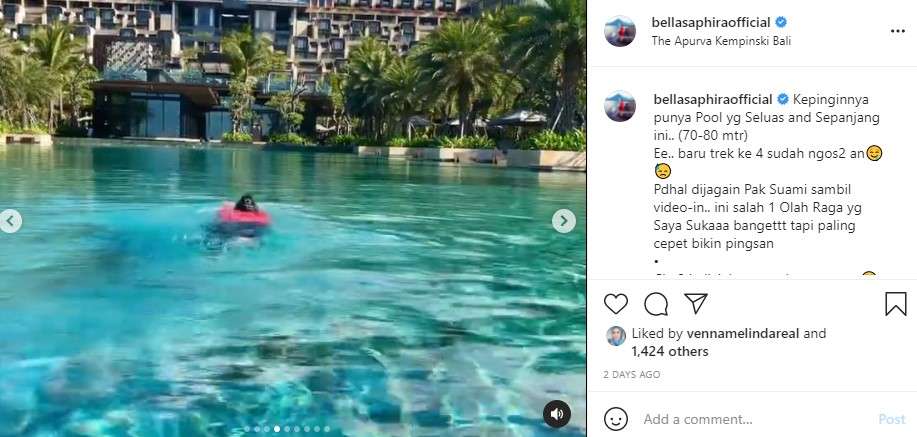 Bella Saphira berenang