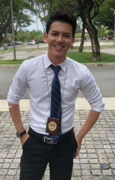 Dia tidak mampu jika harus beri mas kawin ratusan juta.