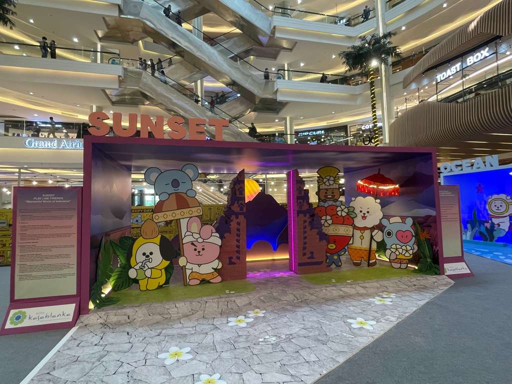 Play Line Friends: BT21, Brown & Friends