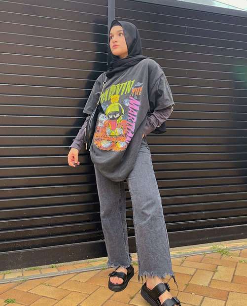 Padu Padan Graphic Tee