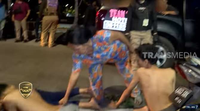 DIomeli ibu DIomeli ibu