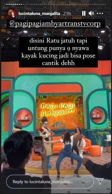 Lucinta Luna terjatuh