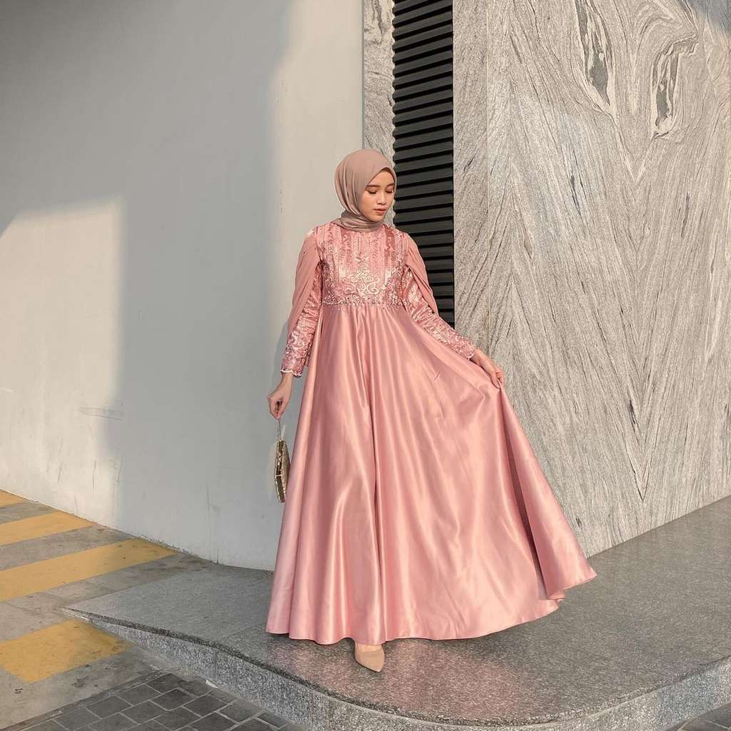 Dress Kondangan ala Vina Maulina