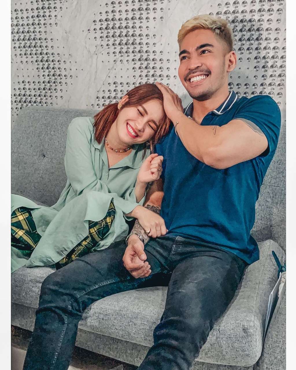 Robby Purba dan Ayu Ting Ting Robby Purba dan Ayu Ting Ting